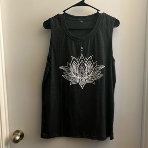 Women’s Lotus flower tank top